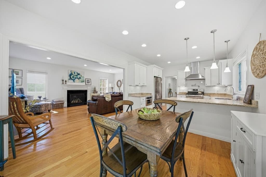 201 Boston Post Rd, Wayland MA 01778 photo 8