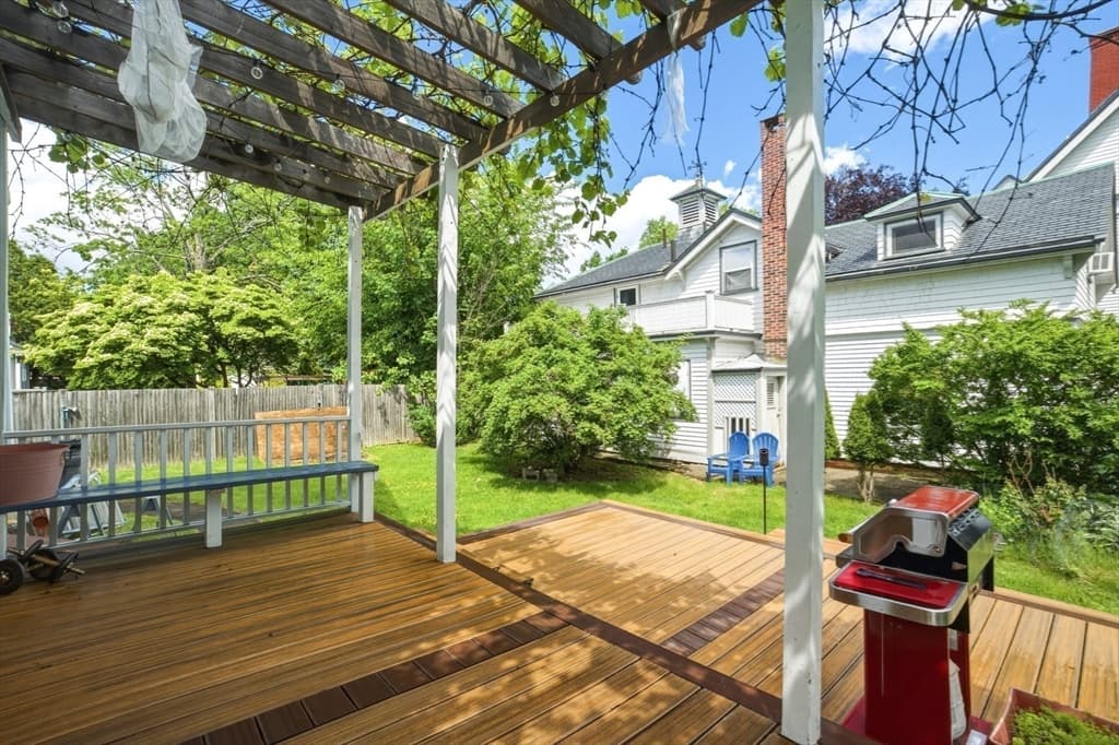 2 Family - 2 Units Up/Down at 45-47 Barnard Ave, Watertown MA 02472, Watertown, photo 18 of 23