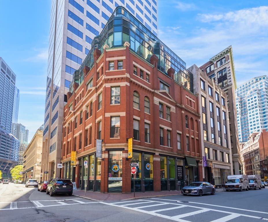 67 Batterymarch St, Boston MA 02110