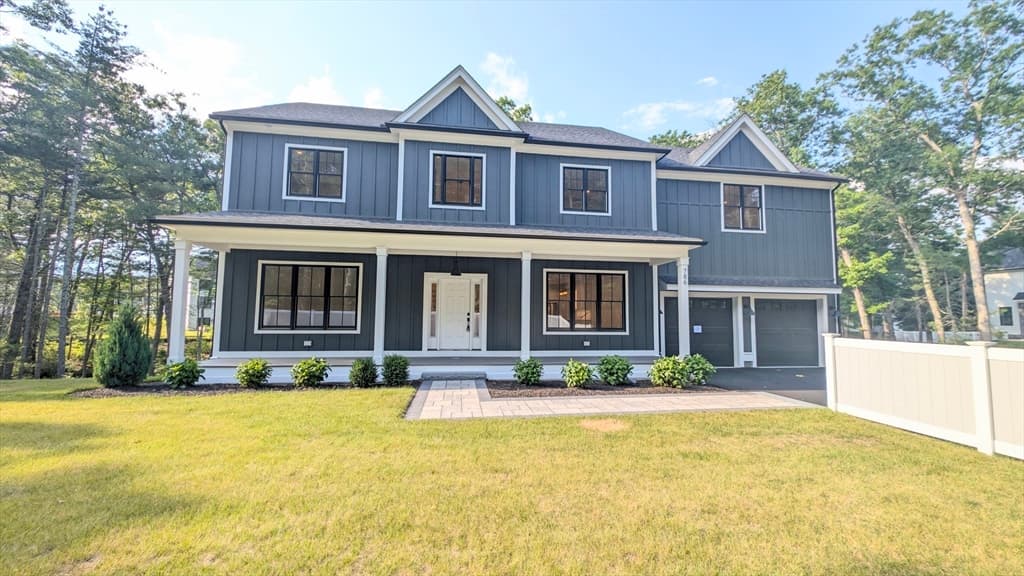 786 Main St, Hudson MA 01749