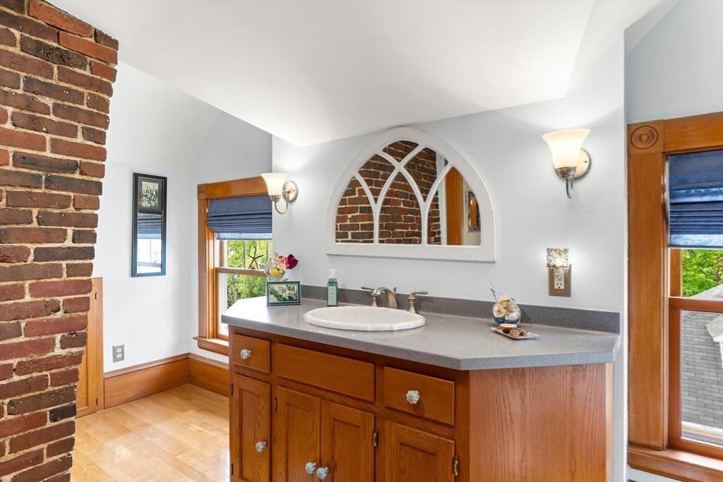 Single Family Residence at 9 White Ave, Wakefield MA 01880, photo 26 of 38