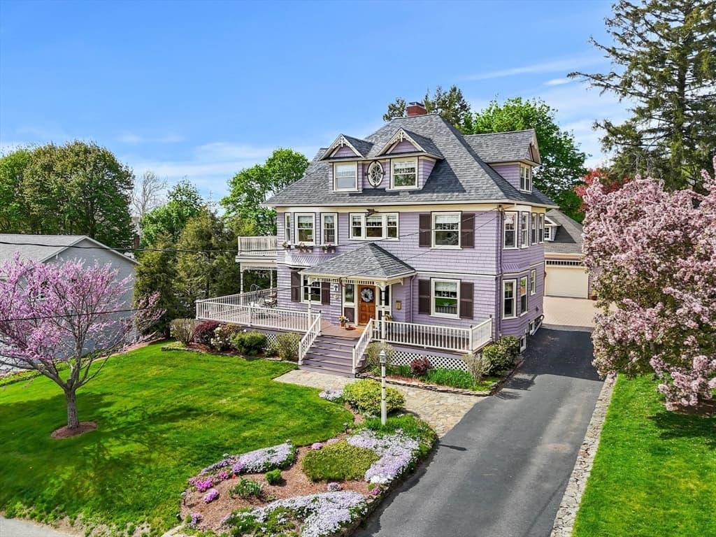 Single Family Residence at 9 White Ave, Wakefield MA 01880, photo 3 of 38