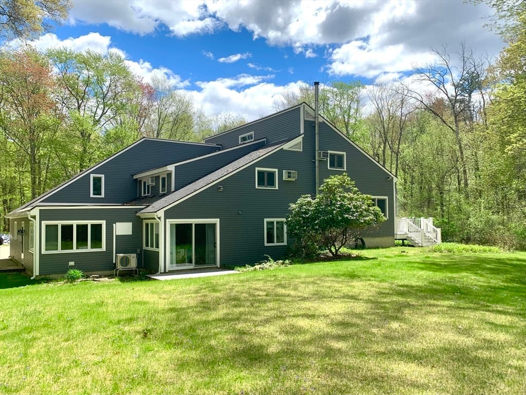 Single Family Residence at 38 Way To The River Rd, West Newbury MA 01985, West Newbury, photo 11 of 31