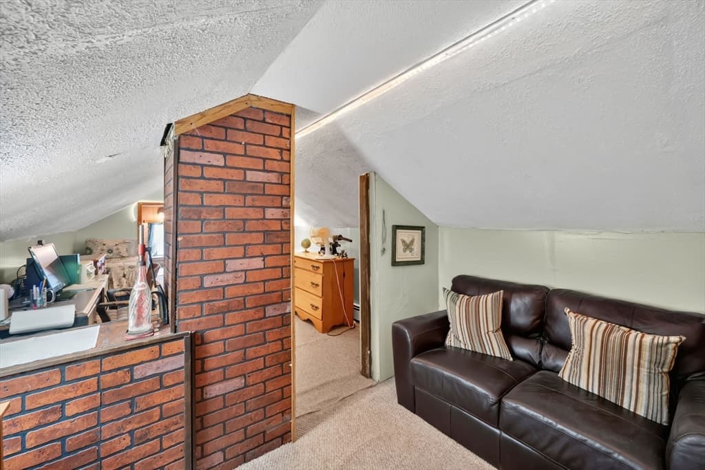 121 Merrill Rd, Springfield MA 01119 photo 24