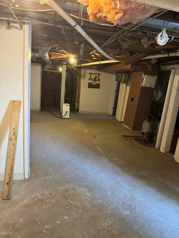 6 Piedmont St, Worcester MA 01610 photo 18