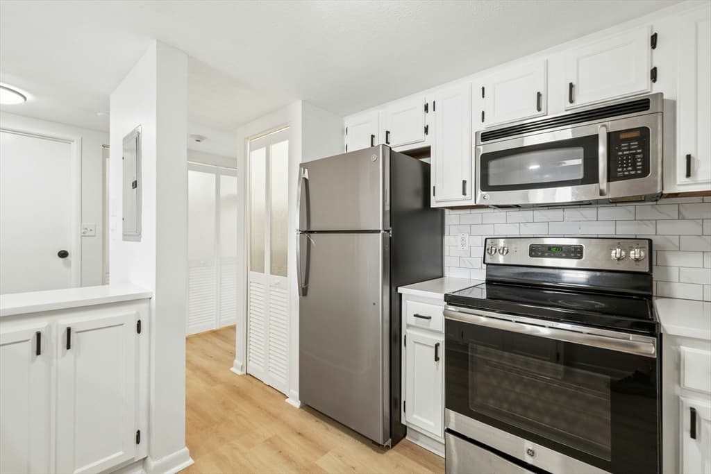 585 Revere Beach Pkwy # 509, Revere MA 02151