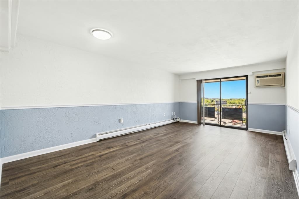 585 Revere Beach Pkwy # 509, Revere MA 02151 photo 4