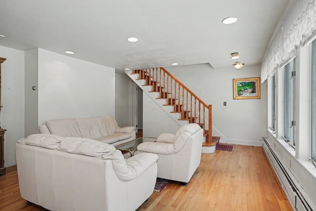 262 Clifton St, Belmont MA 02478 photo 5
