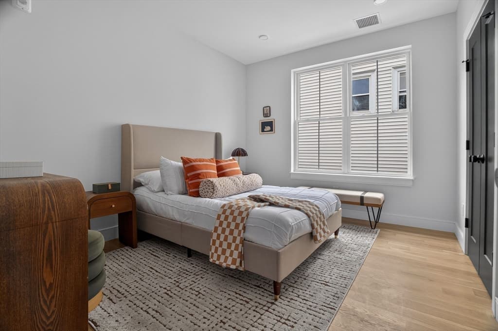 Condominium at 54 Dorset Street # 5, Boston MA 02125, Boston, photo 10 of 25