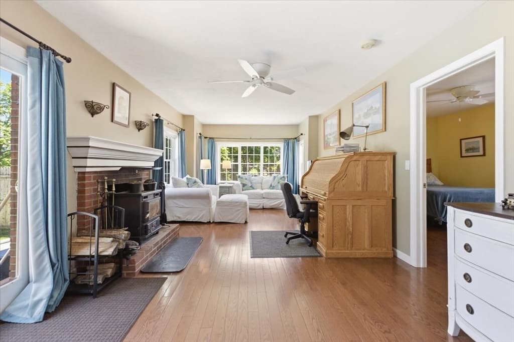 Single Family Residence at 15 Hall Street, Plymouth MA 02360, Plymouth, photo 17 of 42