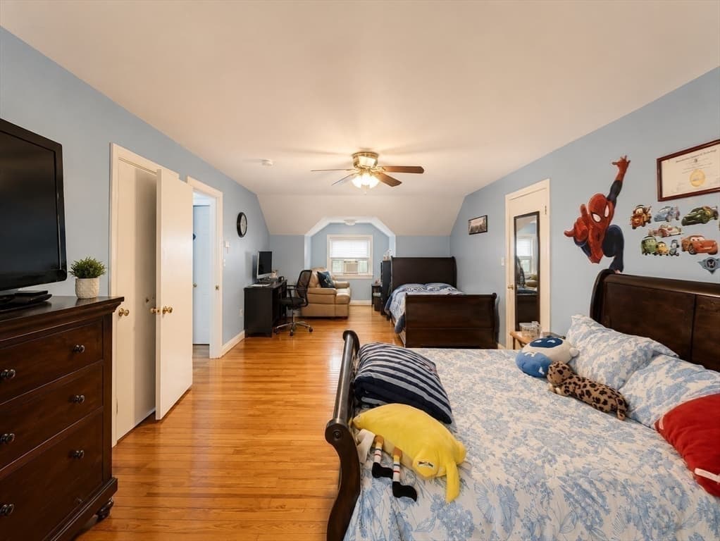 337 Union St, New Bedford MA 02740 photo 26