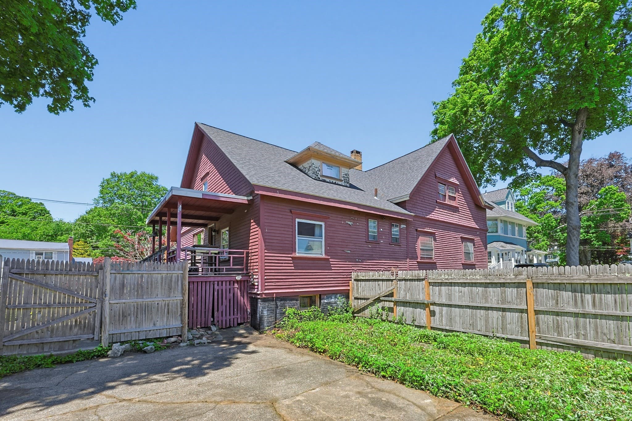 Single Family Residence at 299 Broadway, North Attleboro MA 02760, photo 33 of 39