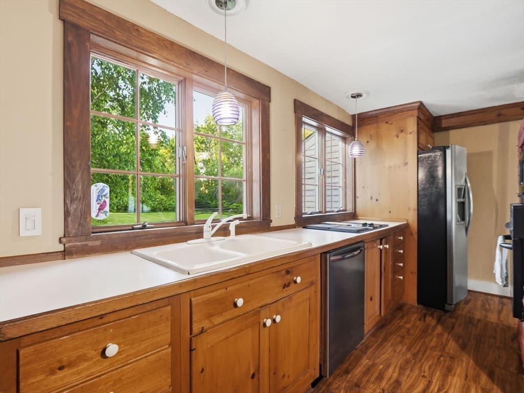834 Pleasant St, Athol MA 01331 photo 13