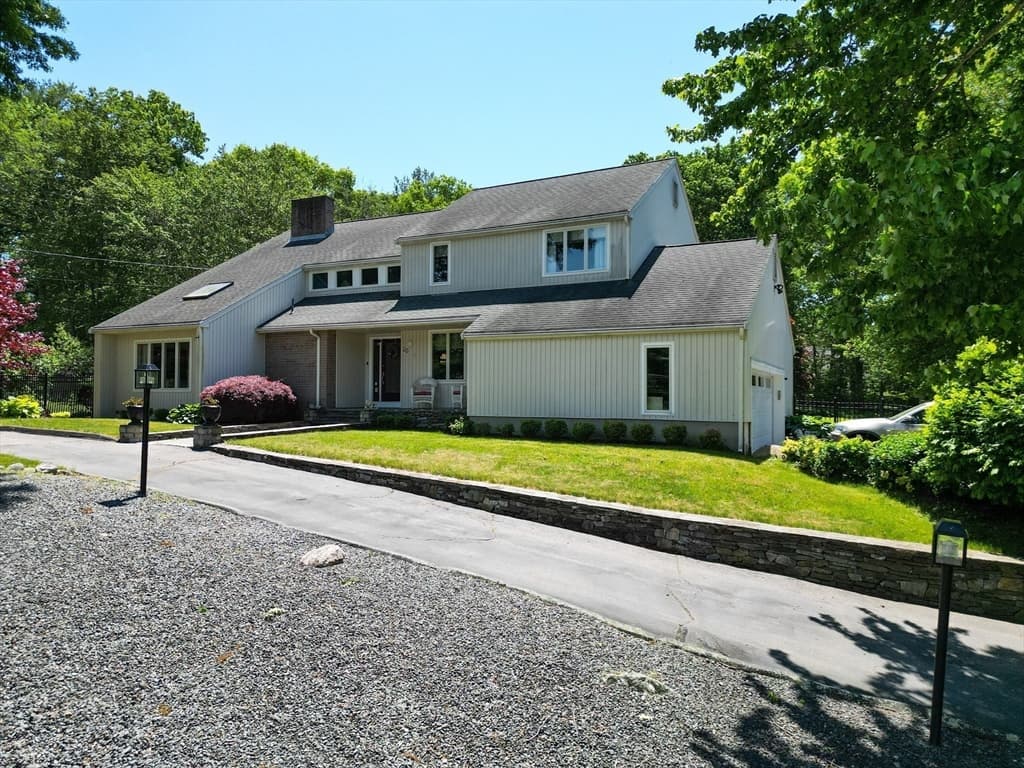 20 Copperfield Avenue, Easton MA 02356