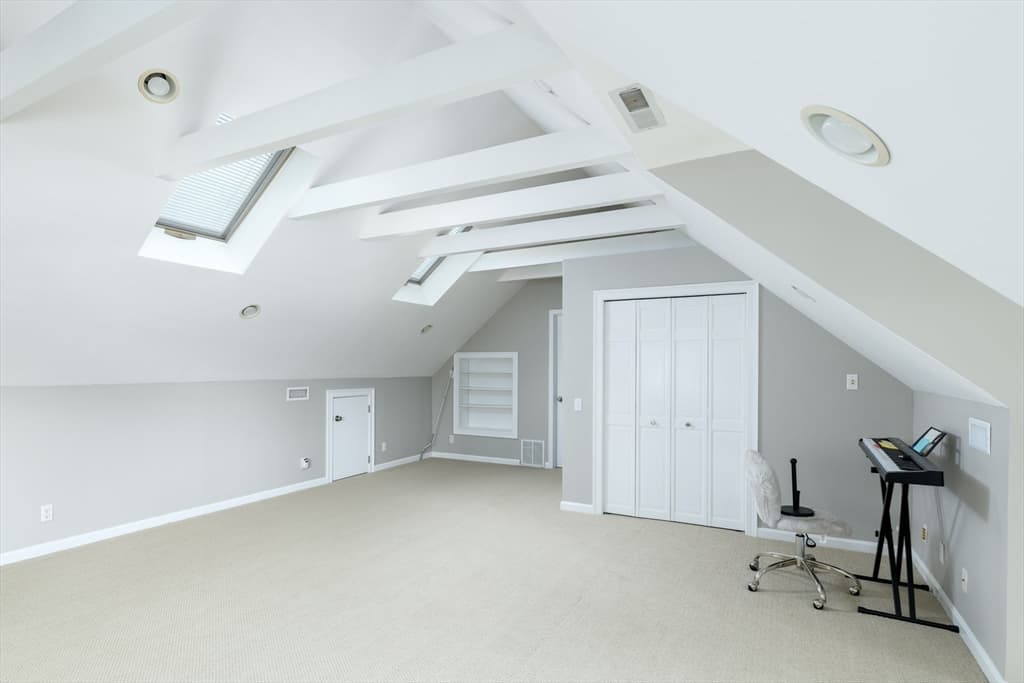 21 Round Table Road, Shrewsbury MA 01545 photo 34
