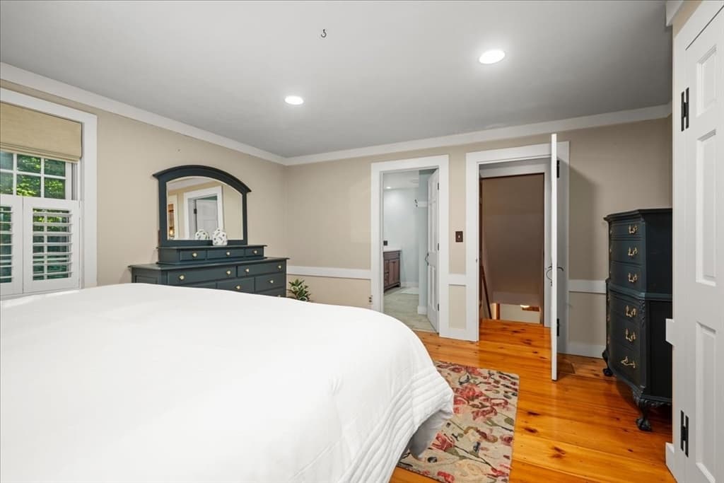 Single Family Residence at 225 E Temple St, Boylston MA 01505, Boylston, photo 21 of 42