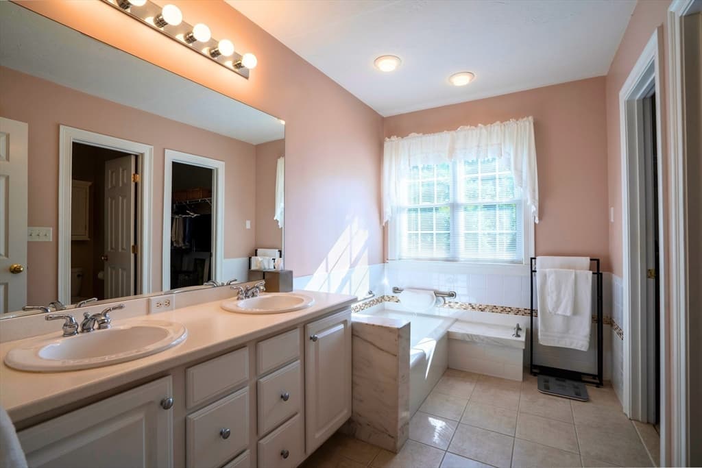 5 Lane Farm Drive # 5, Bedford MA 01730 photo 17