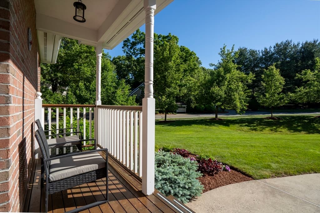 5 Lane Farm Drive # 5, Bedford MA 01730 photo 4