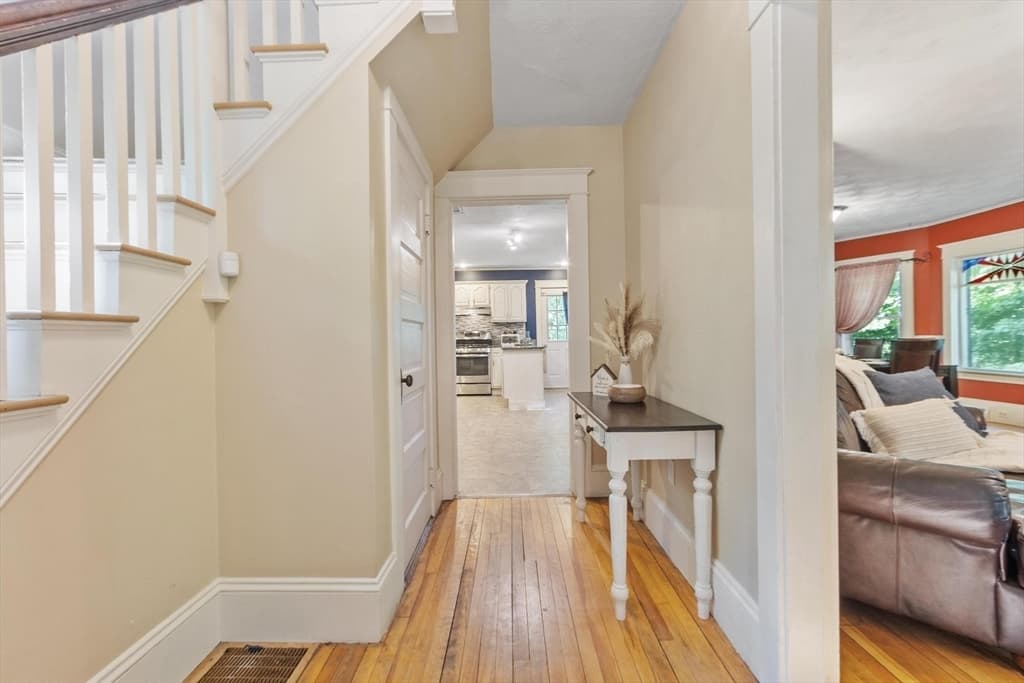 113 Simonds St, Fitchburg MA 01420 photo 12