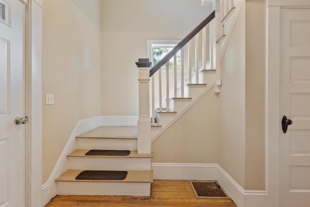 113 Simonds St, Fitchburg MA 01420 photo 11