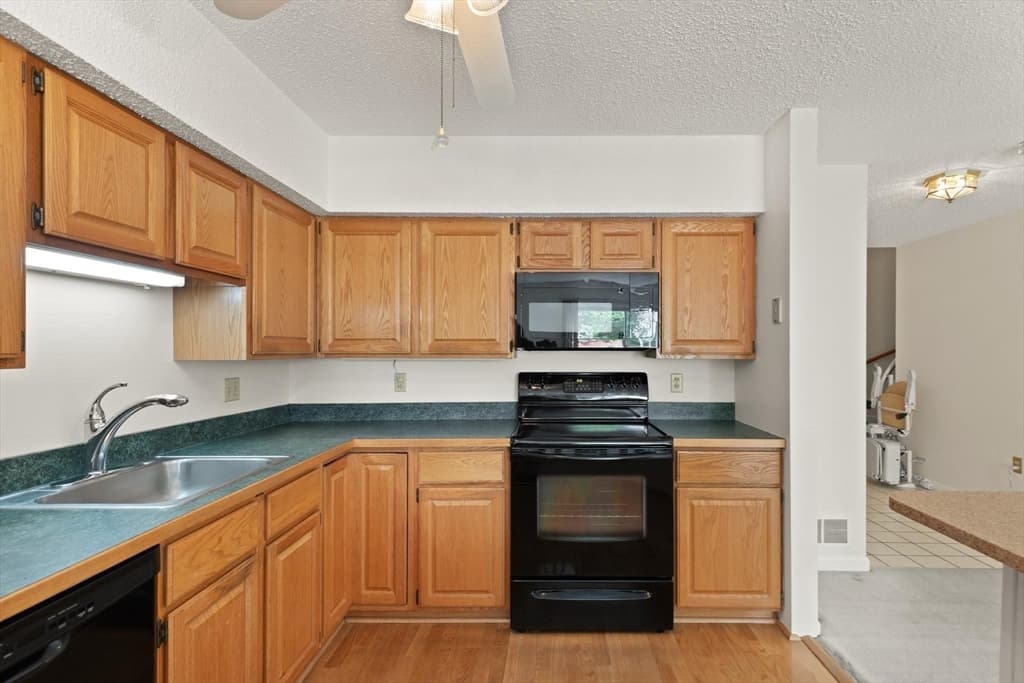 19 Olde Village Drive # 1603, Salem MA 01970 photo 6
