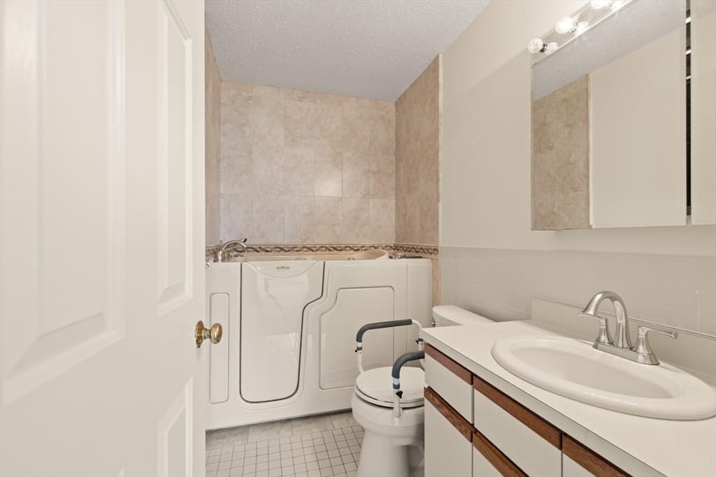 19 Olde Village Drive # 1603, Salem MA 01970 photo 16