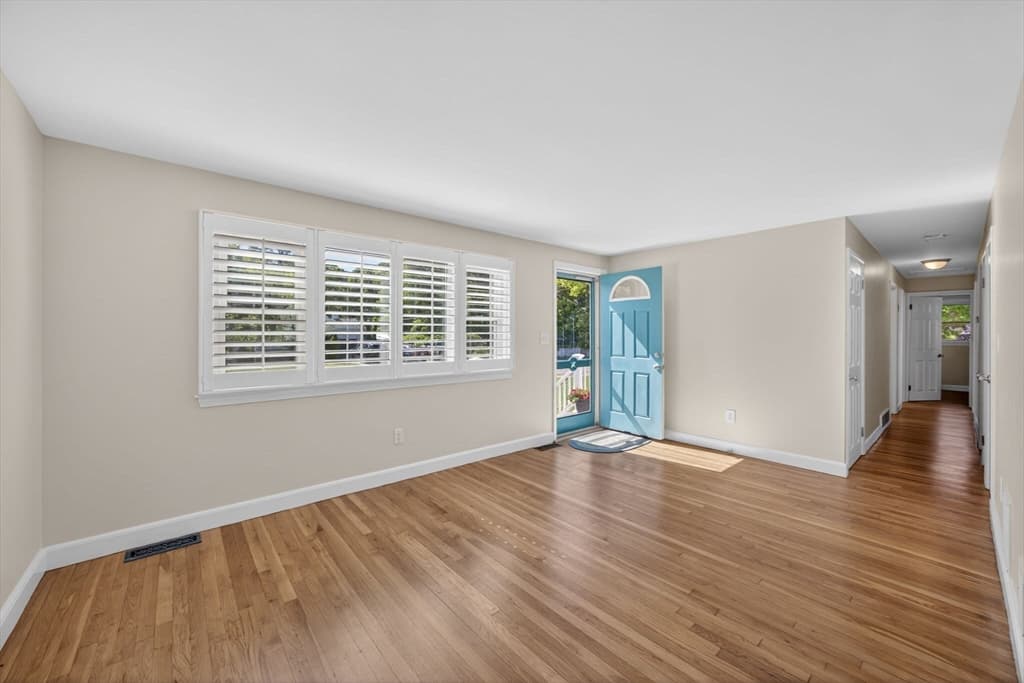 119 Seacoast Shores Blvd, Falmouth MA 02536 photo 4