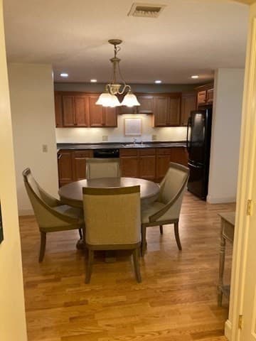 Condominium at 7 Crescent Way # 307, Sturbridge MA 01518, Sturbridge, photo 6 of 15