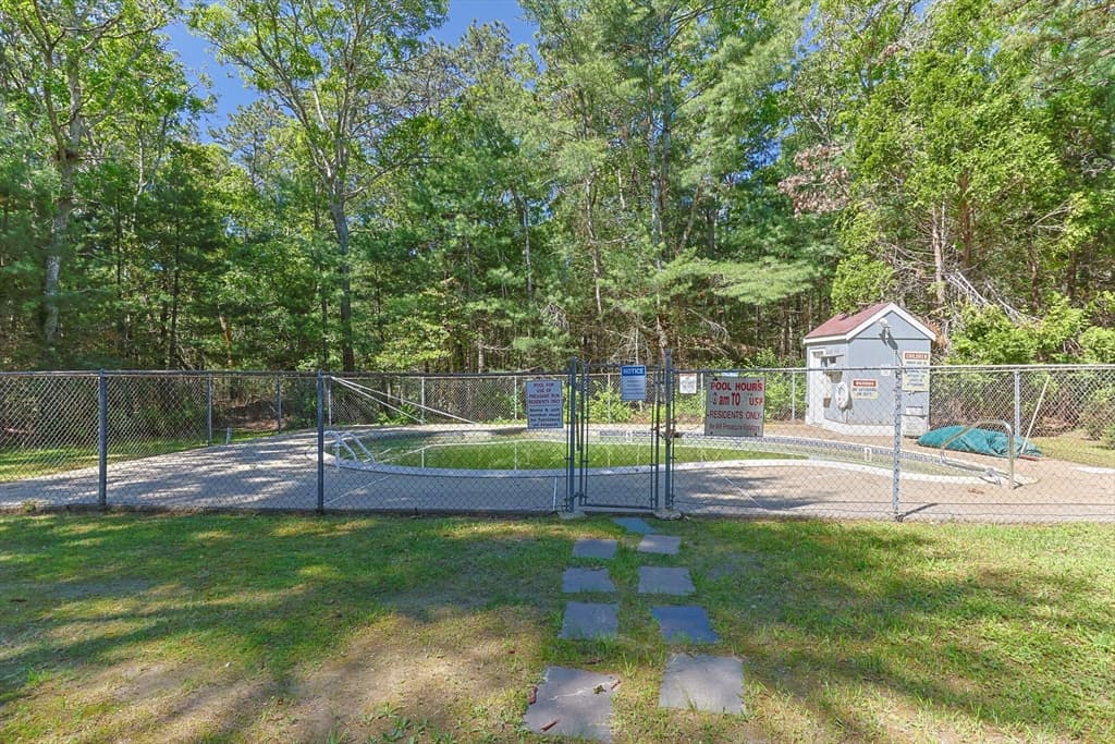 70 Cape Dr # 8B, Mashpee MA 02649 photo 16