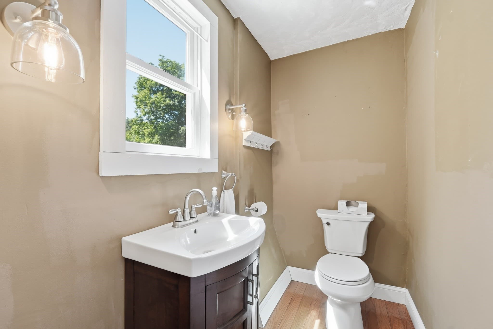 Single Family Residence at 390 Main St, Hampden MA 01036, Hampden, photo 19 of 36