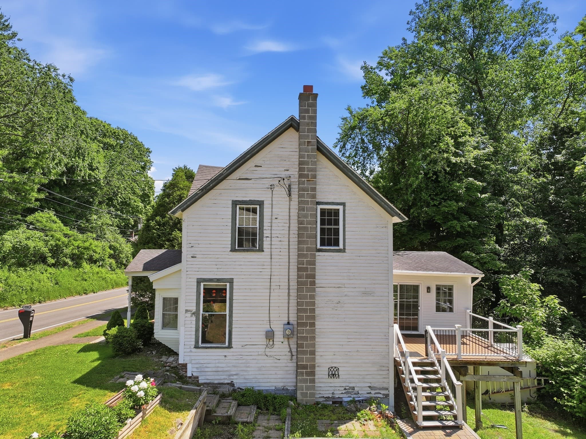 Single Family Residence at 390 Main St, Hampden MA 01036, Hampden, photo 31 of 36