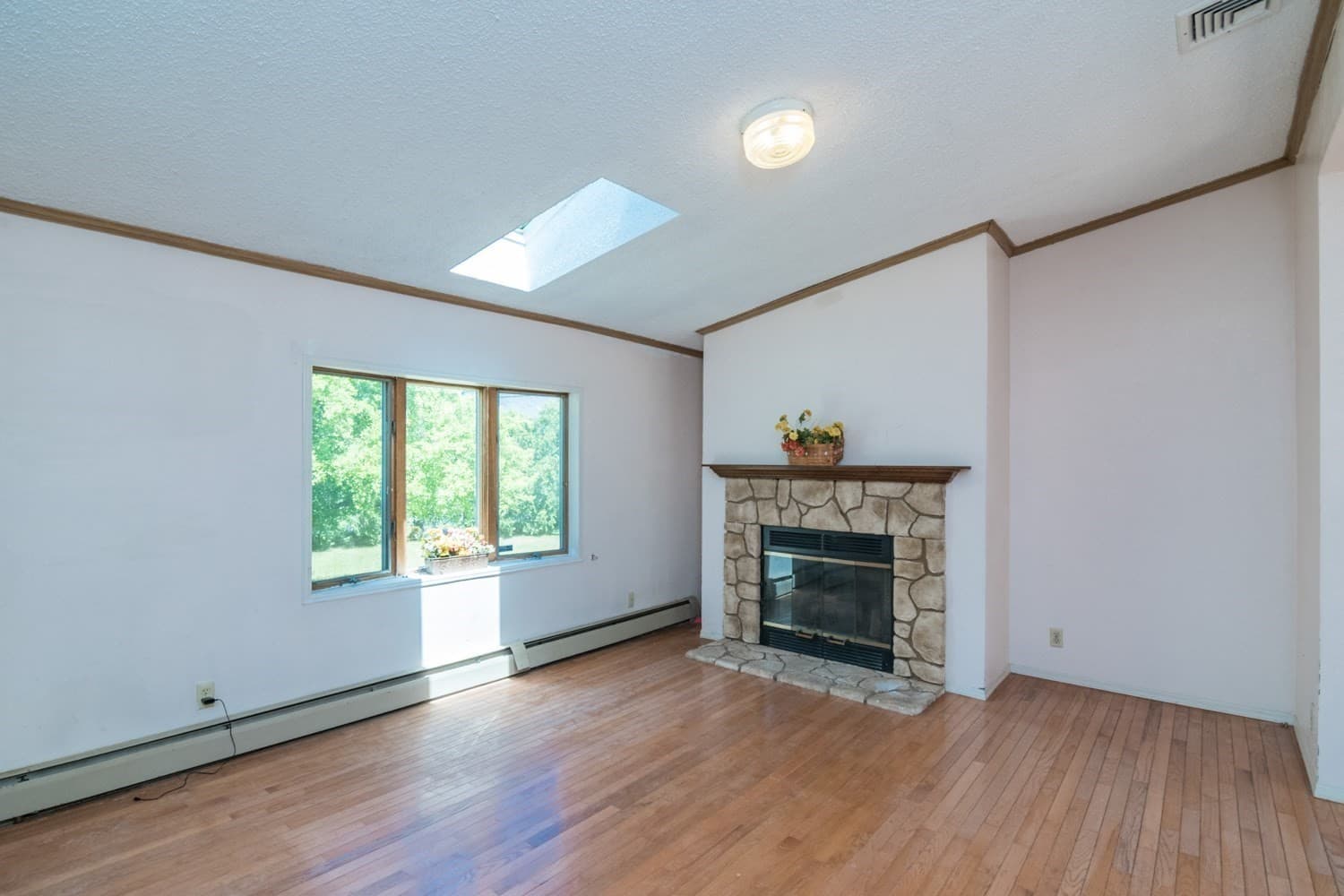 Single Family Residence at 101 Stockbridge Street, Hadley MA 01035, Hadley, photo 6 of 34