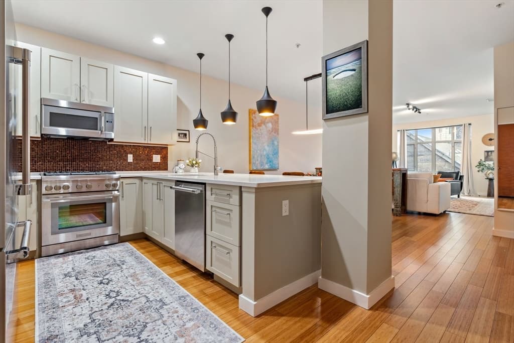 Condominium at 150 Dorchester Ave # 604, Boston MA 02127, Boston, photo 12 of 34