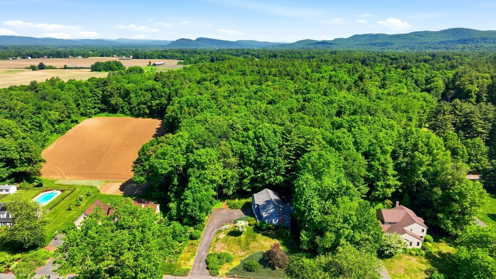 Single Family Residence at 4 Ladyslipper Ln, Hadley MA 01035, Hadley, photo 30 of 34
