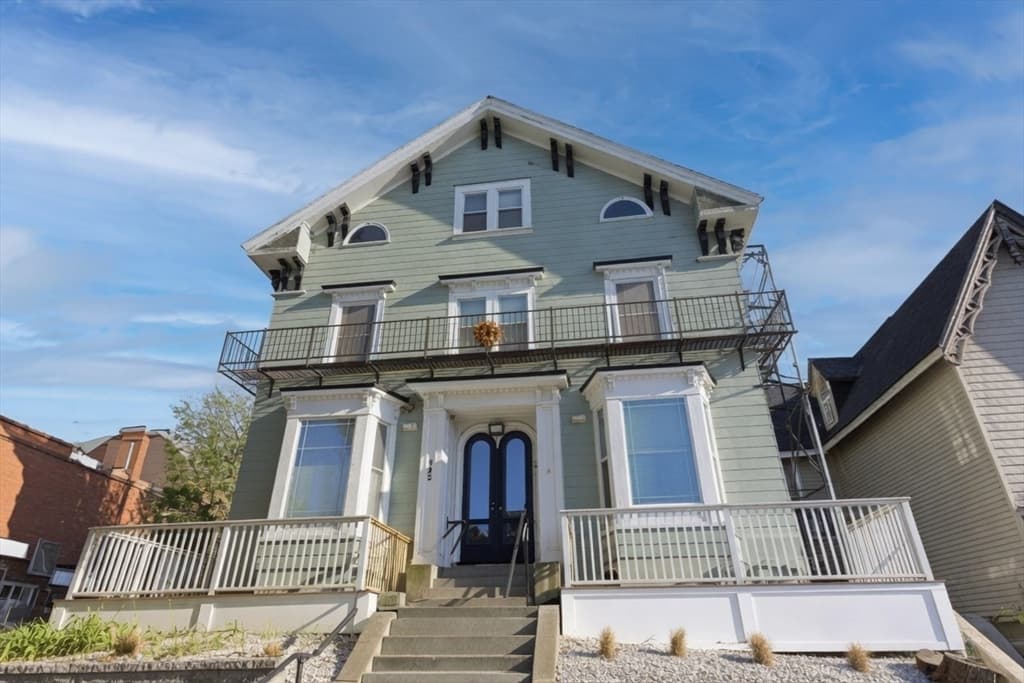 142 Dorchester Street, Boston MA 02127