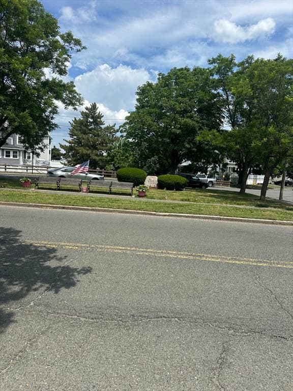 33 Wave Ave, Revere MA 02151 photo 4