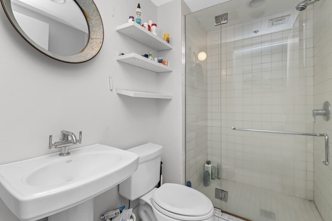 Condominium at 199 State Street # 502, Boston MA 02109, photo 12 of 15