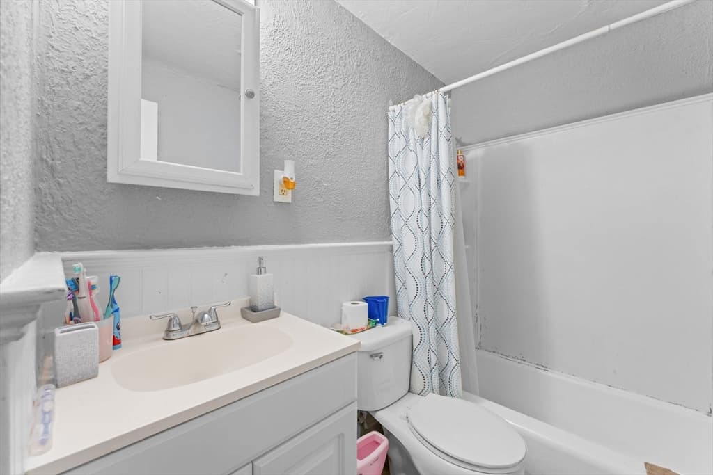 20 Auna Drive Unit 7, Brockton MA 02301 photo 16