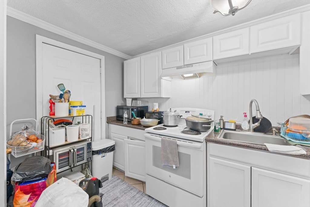 20 Auna Drive Unit 7, Brockton MA 02301 photo 10