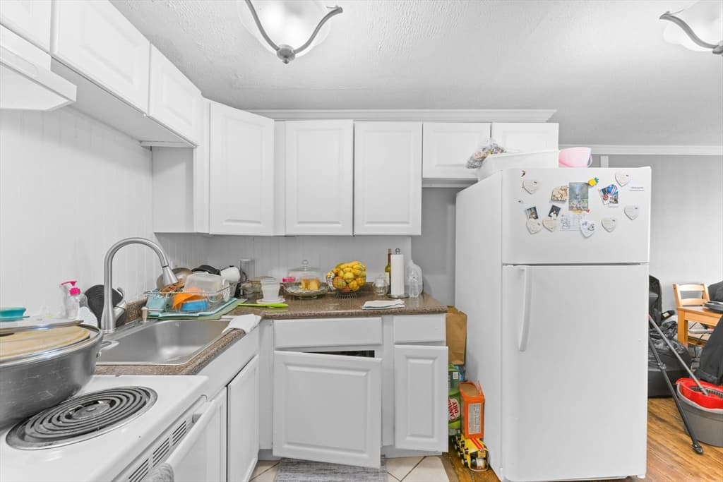20 Auna Drive Unit 7, Brockton MA 02301 photo 11