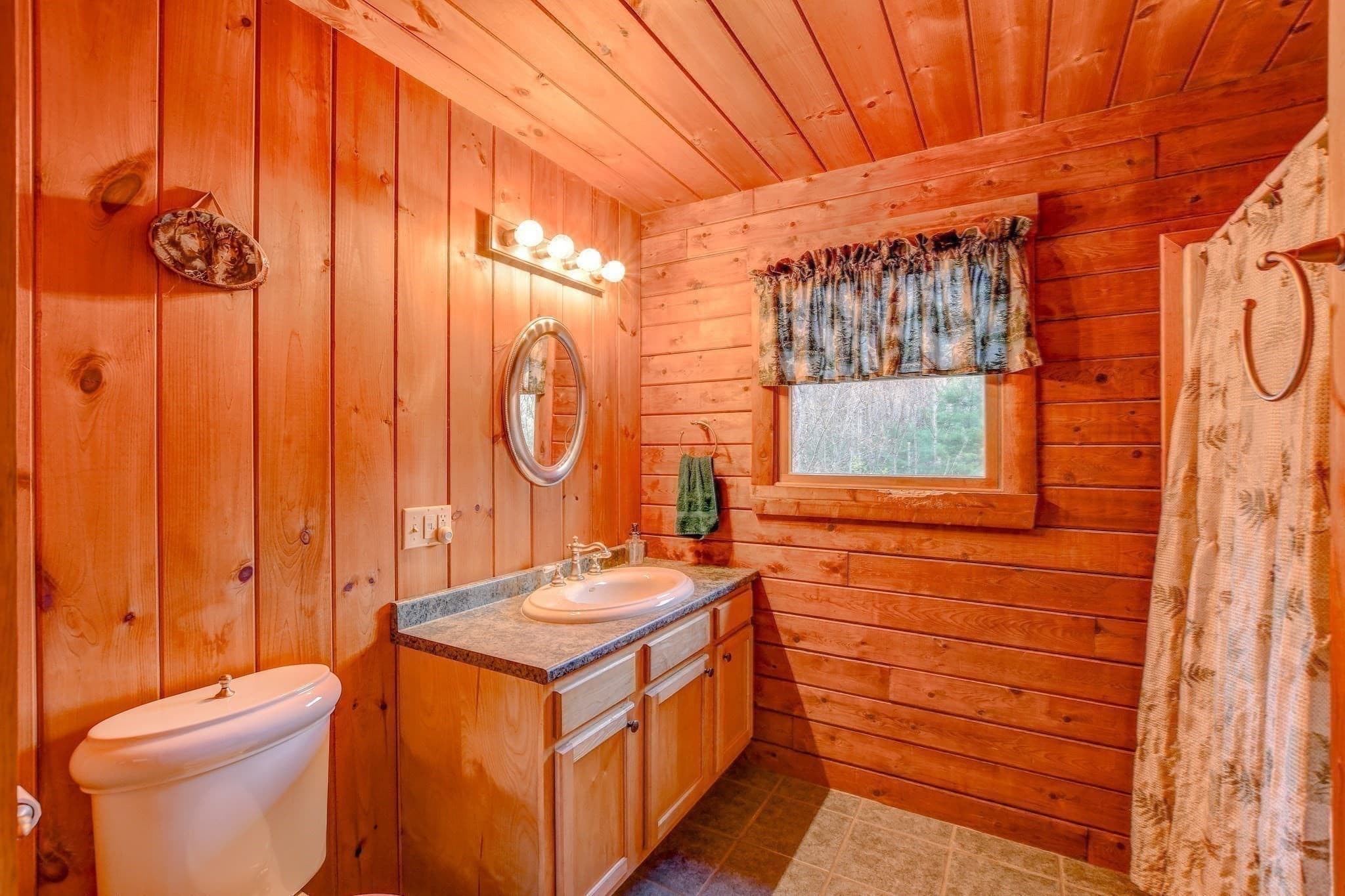 Single Family Residence at 23 Dana Rd, Petersham MA 01366, photo 10 of 24