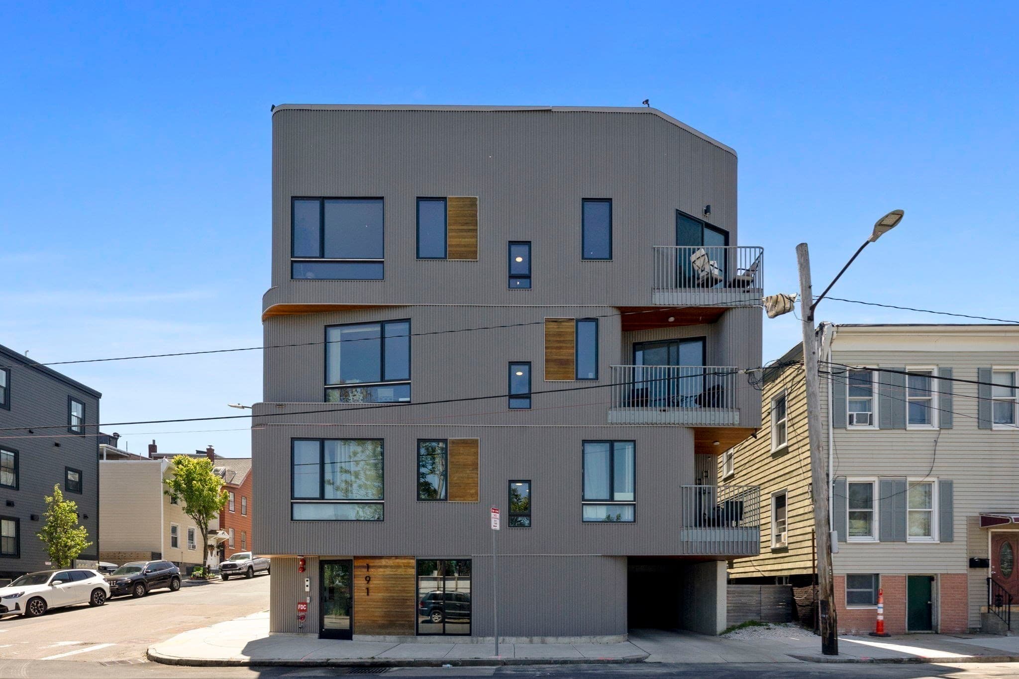 Condominium at 187-191 Condor St # 5, Boston MA 02128, photo 24 of 27