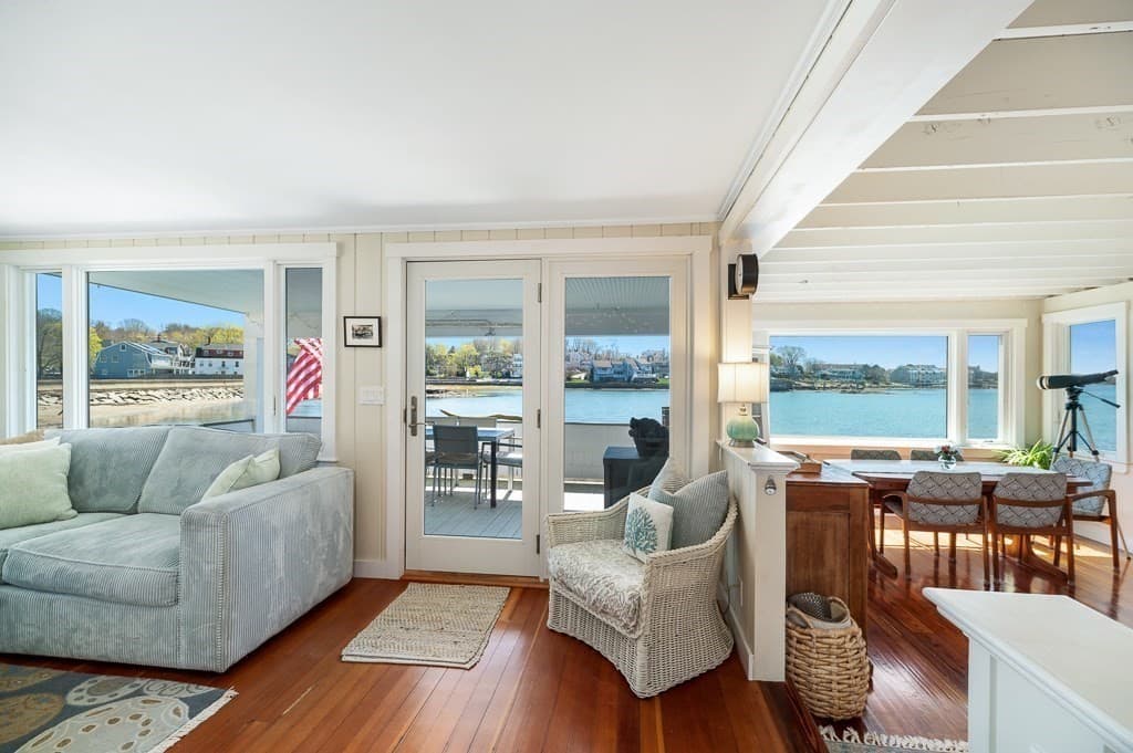 8 Bickford Way, Gloucester MA 01930 photo 5