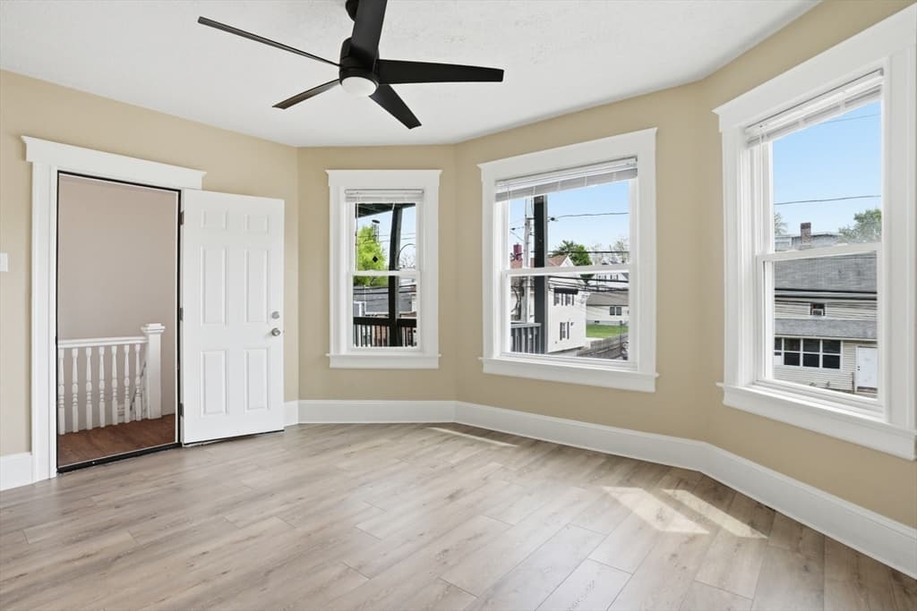 420 Rathbun # 9, Woonsocket RI 02895