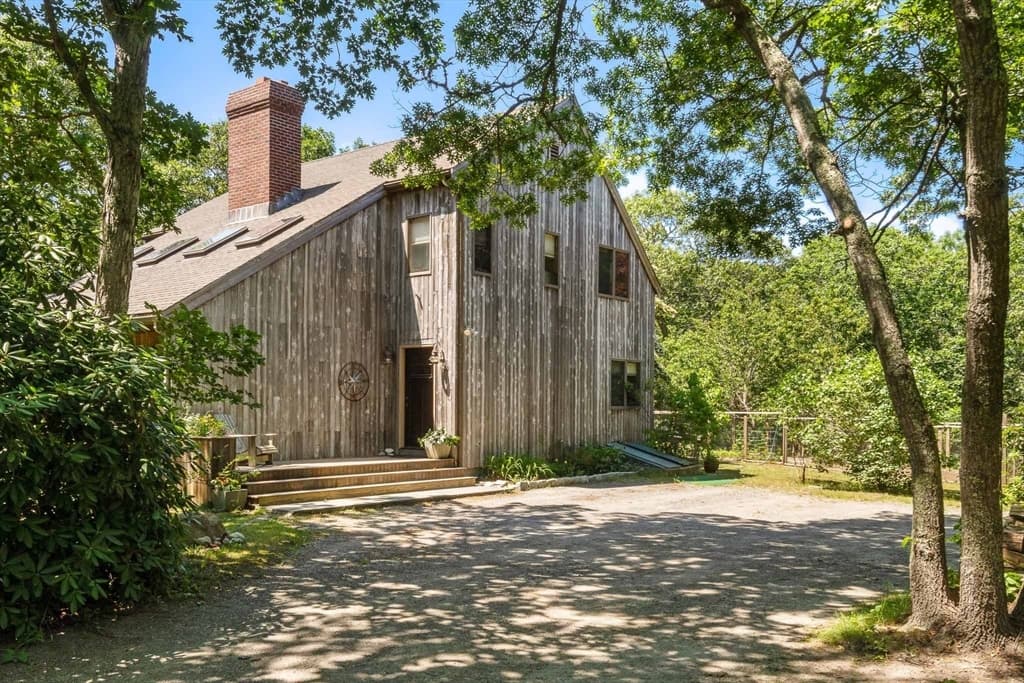 99 Old Purchase Road, Edgartown MA 02539