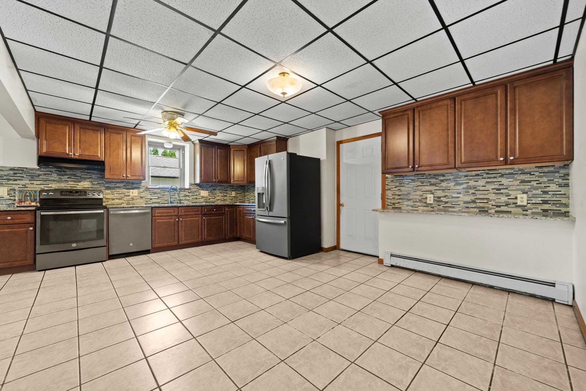Single Family Residence at 5 Mystic, Milford MA 01757, photo 27 of 35