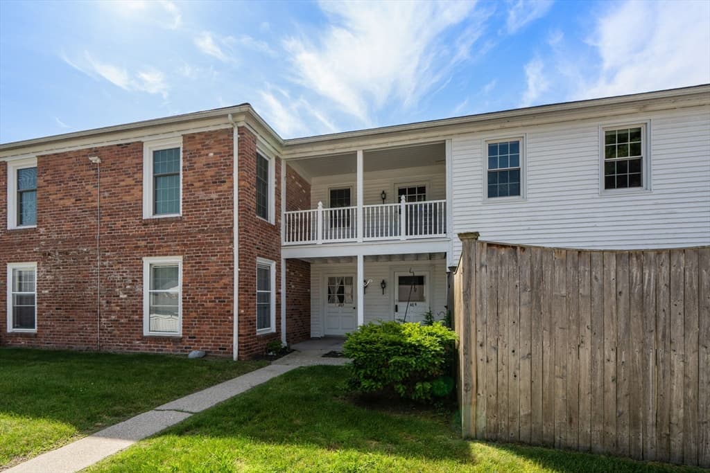 Condominium at 40 Yorktown Dr # D, Springfield MA 01108, Springfield, photo 26 of 27