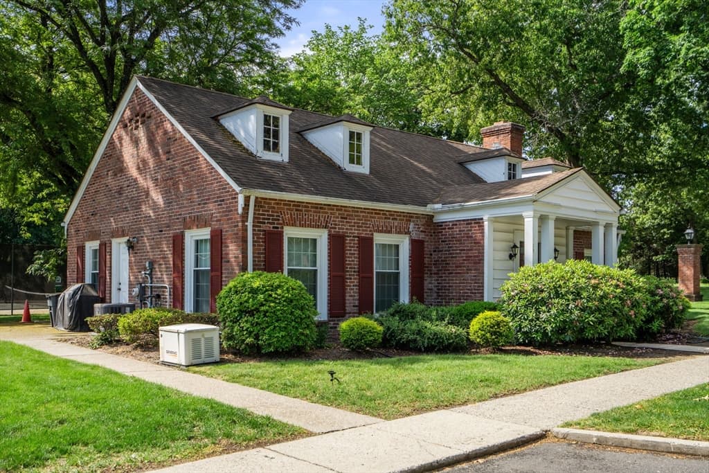 Condominium at 40 Yorktown Dr # D, Springfield MA 01108, Springfield, photo 19 of 27