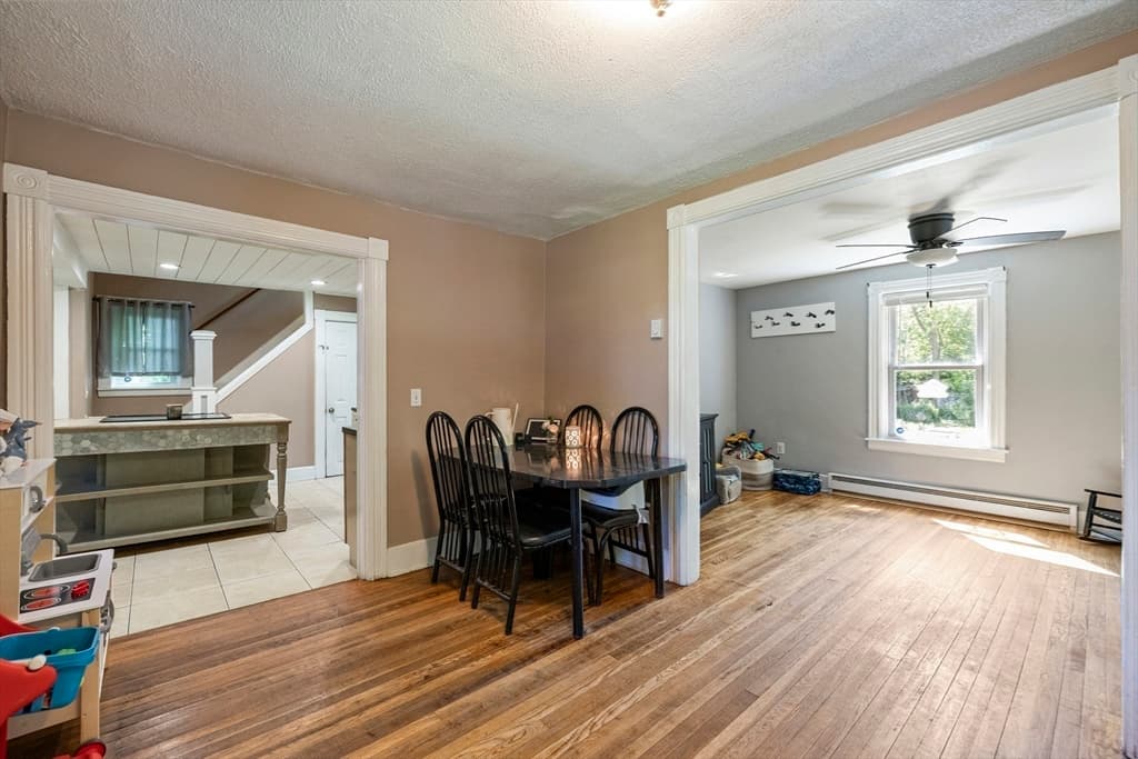138 Charlton St, Southbridge MA 01550 photo 16