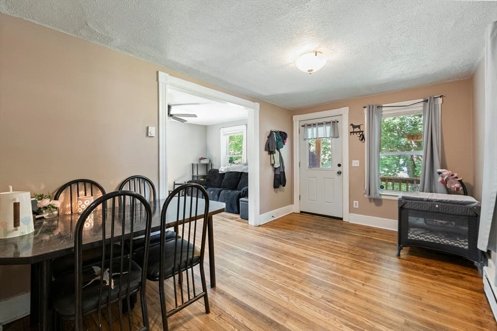 138 Charlton St, Southbridge MA 01550 photo 10